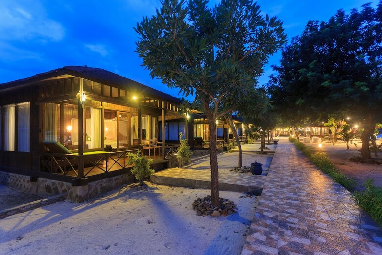 Hotel Sylvia Beach Villa
