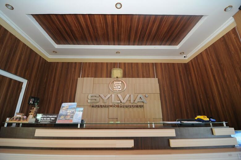 Hotel Sylvia Beach Villa