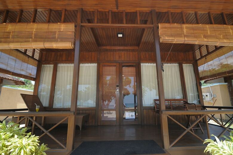 Hotel Sylvia Beach Villa