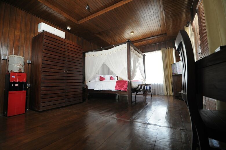 Hotel Sylvia Beach Villa