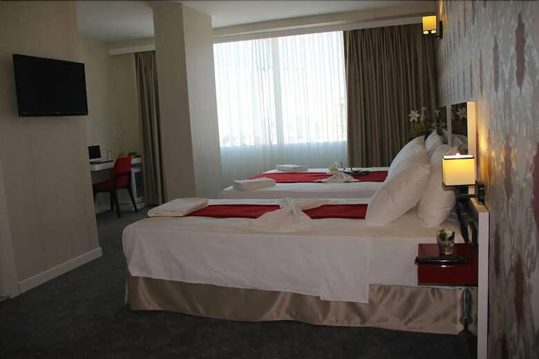 Era Palace Hotel