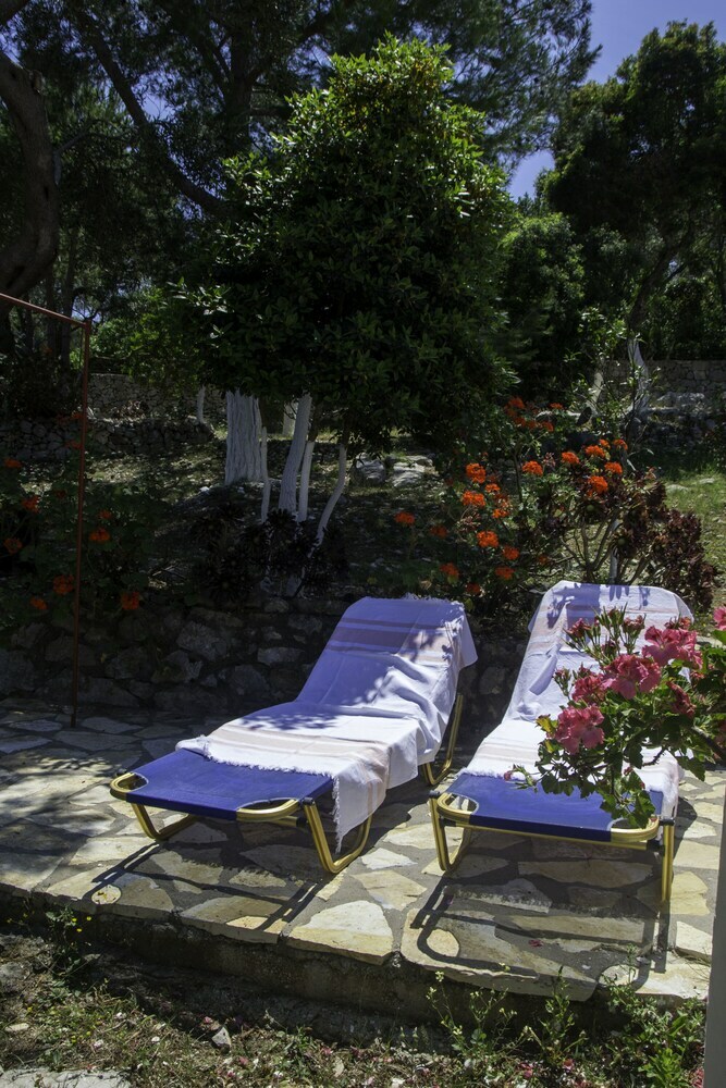 Apartamentos Paxos Sunrise