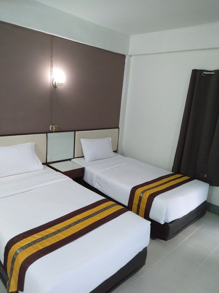 Northland House Hotel