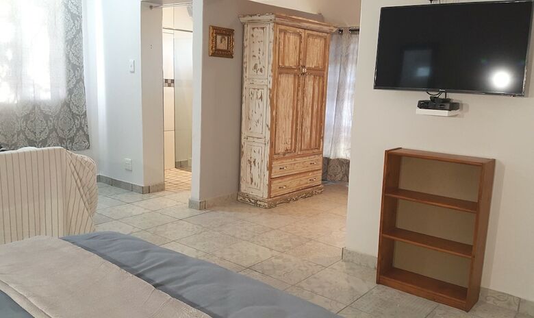 Hotel 7 On Disa Self-catering Accommodation