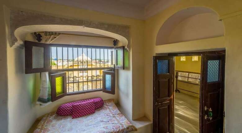 Hotel Ghanerao Castle Ranakpur (39 Km From Kumbhalgarh)