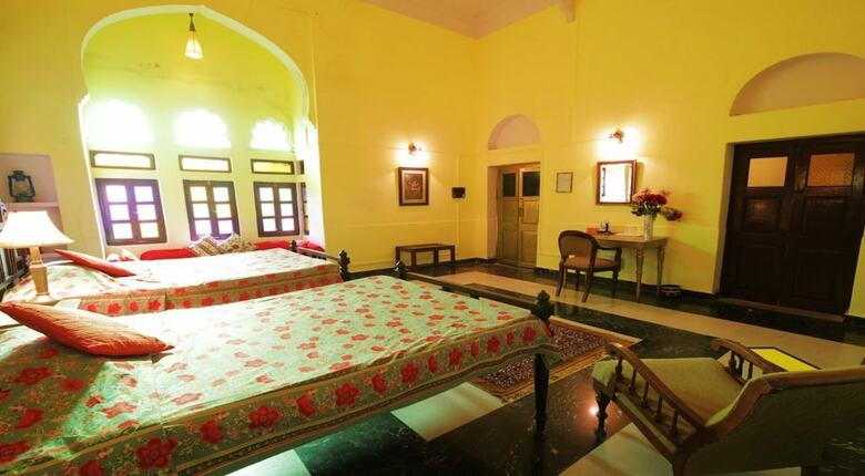 Hotel Ghanerao Castle Ranakpur (39 Km From Kumbhalgarh)