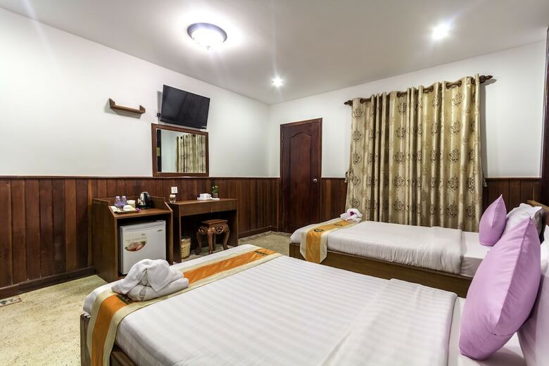 Hotel Baystone Resort