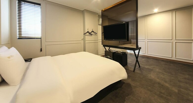 B&f Hotel