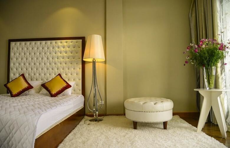 Sunrise Suites Hotel Hanoi