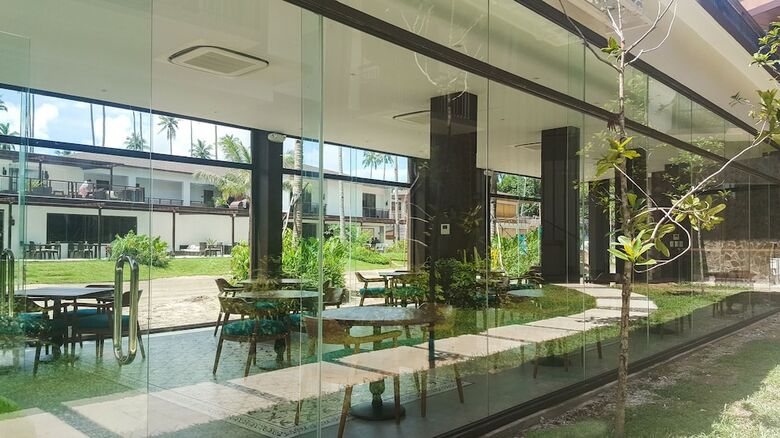 Hotel Balai Adlao
