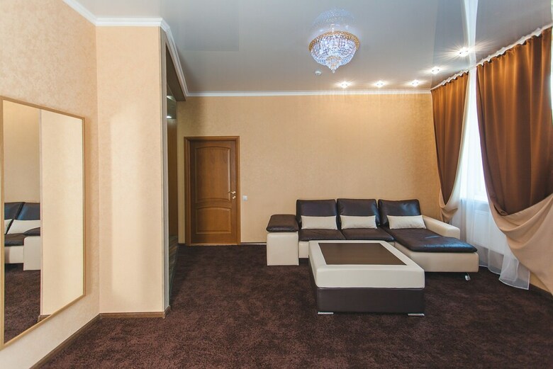 Hotel Business Tourist