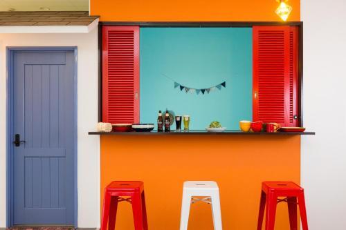 Hostal Hop Step Inn - Hostel
