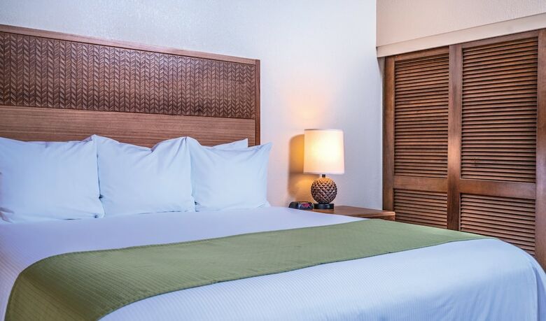 Hotel Kauai Coast At The Beachboy