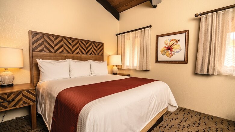 Hotel Kauai Coast At The Beachboy