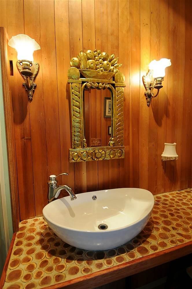 Posada Wedgwood Manor And Glamping Retreat