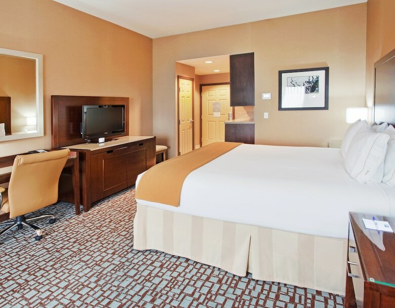 Hotel Holiday Inn Express & Suites Salinas