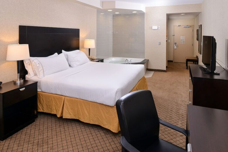 Hotel Holiday Inn Express Halifax Airport