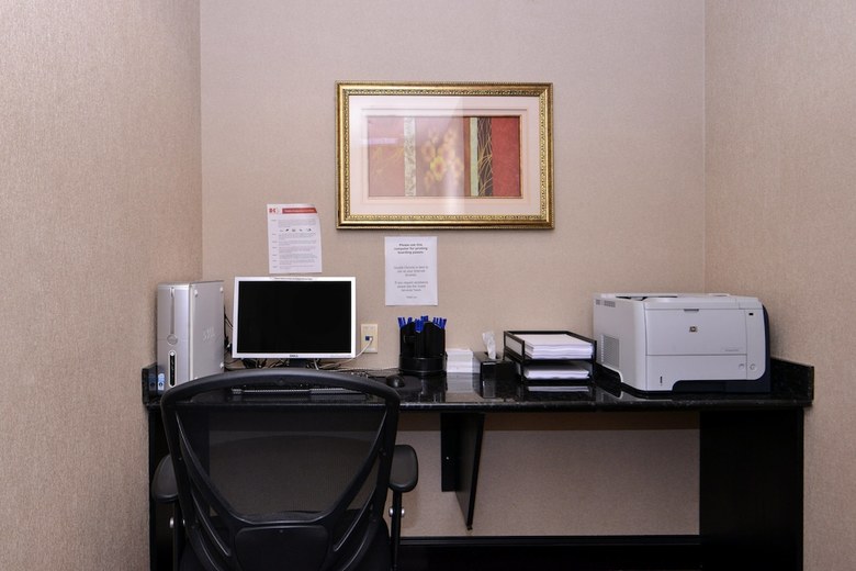 Hotel Holiday Inn Express Halifax Airport
