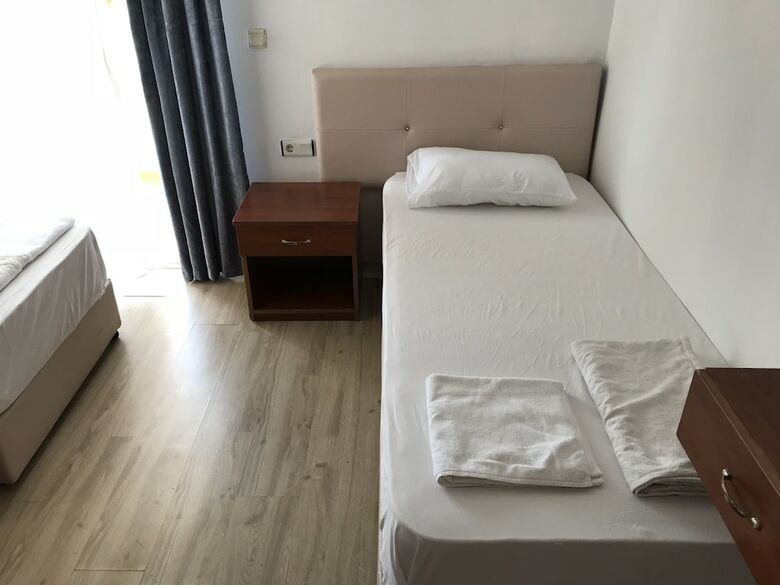 Twenty One Hotel