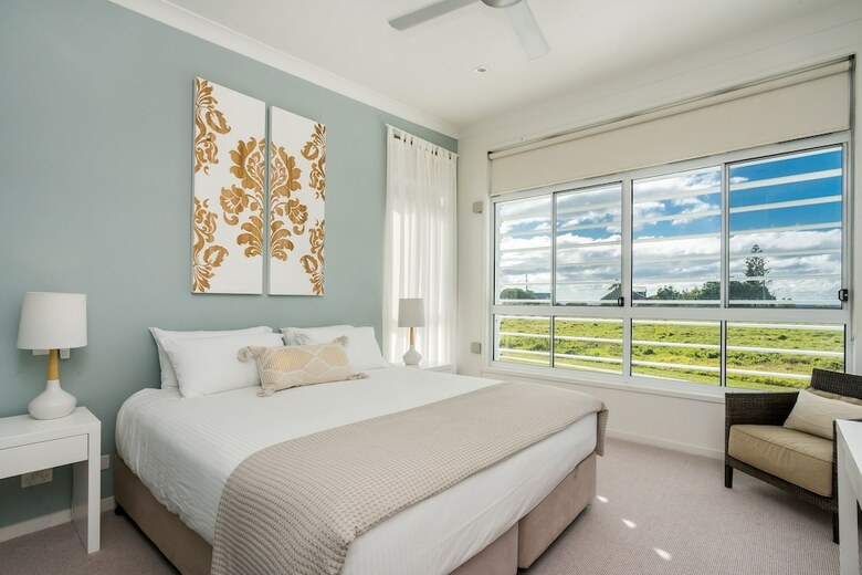 Bluewater House