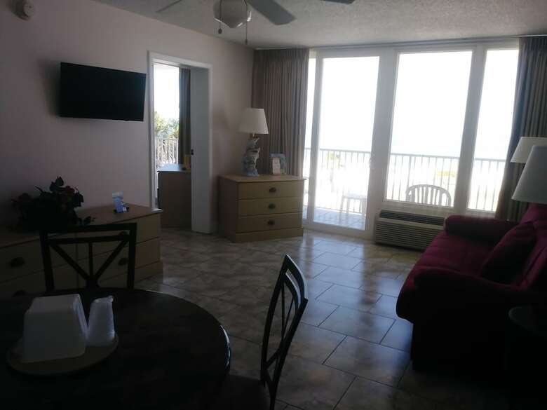 Sunshine Beach Resorts Llc