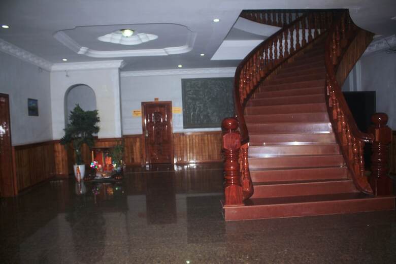 7 Makara Hotel