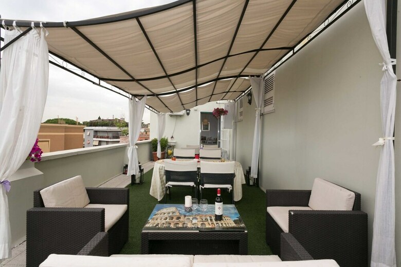 Bed & Breakfast La Duchessa A Roma