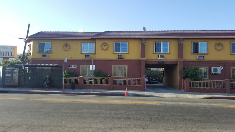 Central Inn Motel On 41 Street
