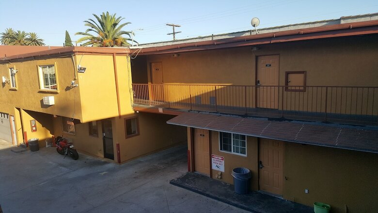 Central Inn Motel On 41 Street
