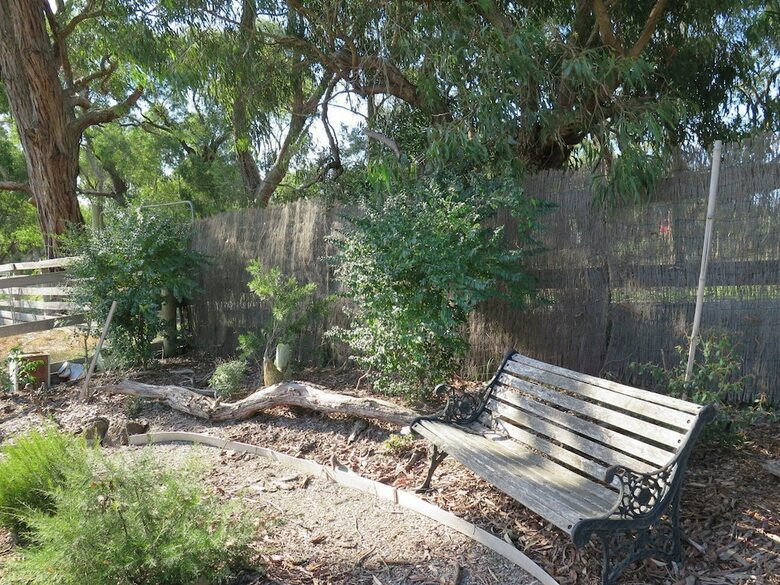 Bed & Breakfast Honeyeater Cottage