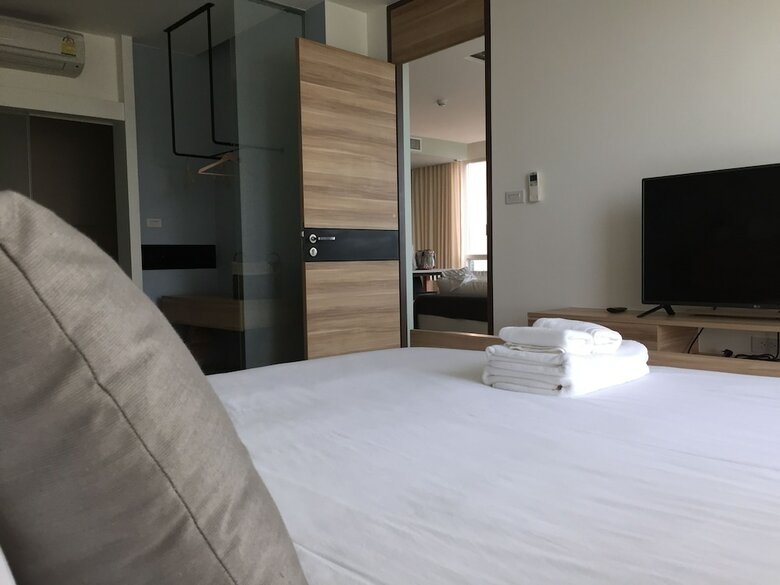 Luxury Beachfront Condo Hua Hin