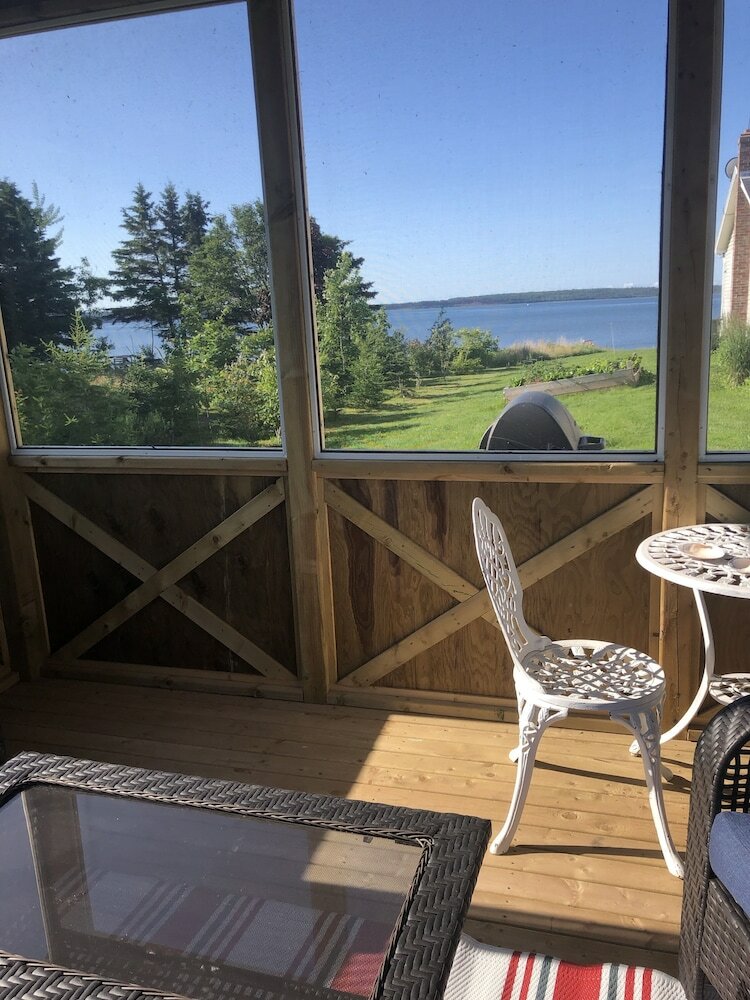 Apartamentos Bluewaters Retreat Bachelor Unit