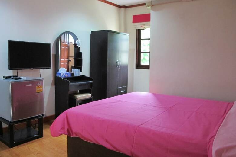 Hotel Koh Sichang Resort