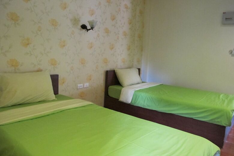Hotel Koh Sichang Resort