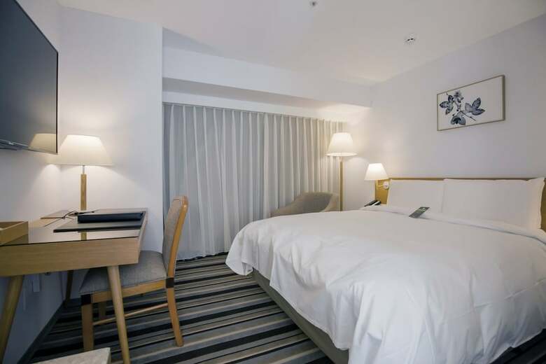 Hotel The Carlton