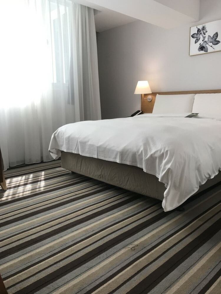 Hotel The Carlton
