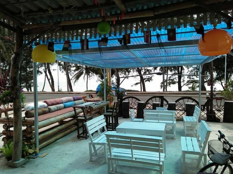 Hotel Rayong Seaview Apartment