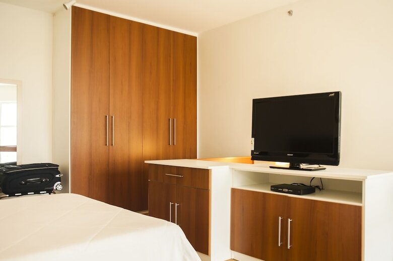 City Hall Flat & Hotel