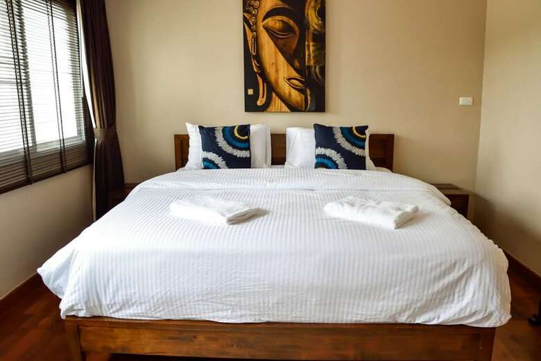 The Beach Palace 2br Luxury Beachfront