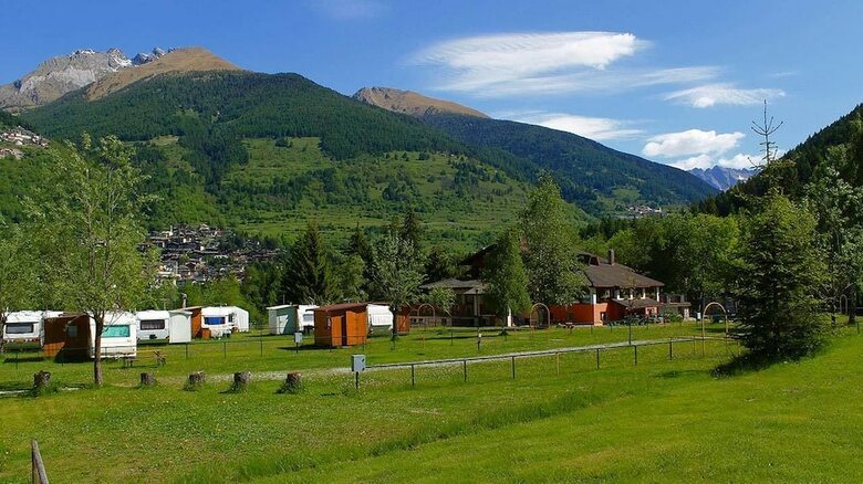 Chalet Presanella - Campsite