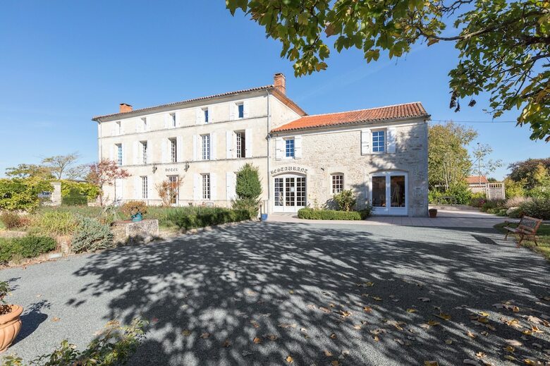 Hotel Domaine Du Prieur�
