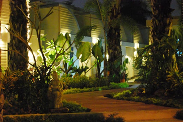 Hotel Cha-baa Resort