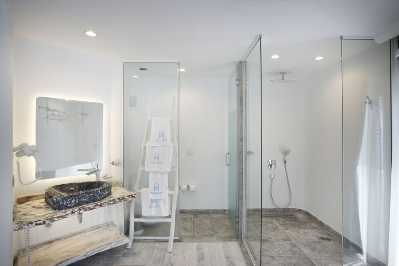 Alley Prime Hotel