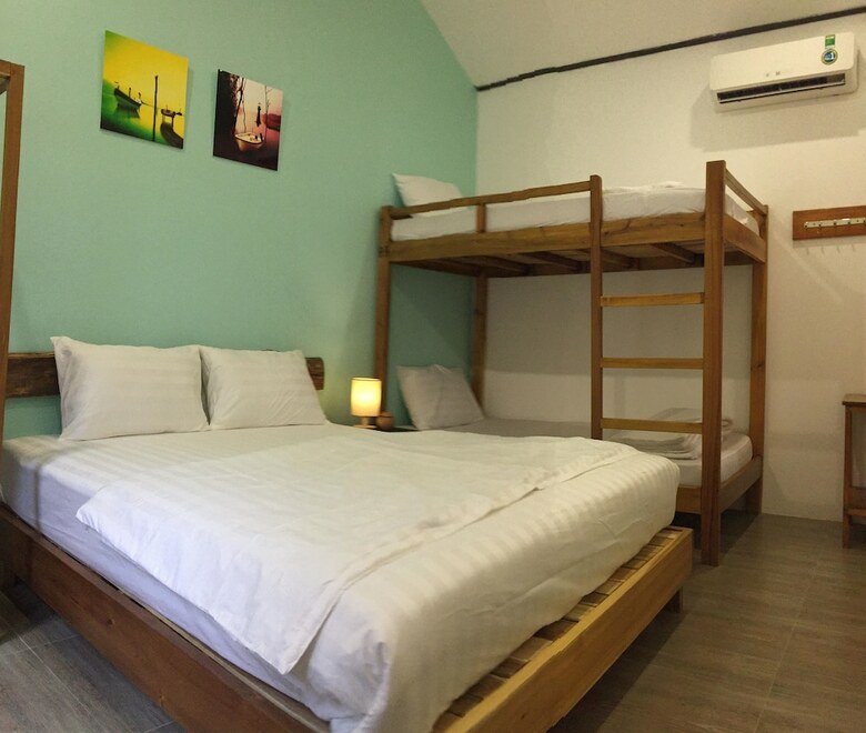 Hostal Langchia Home