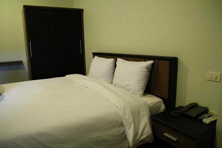 Hotel Bedroom 77