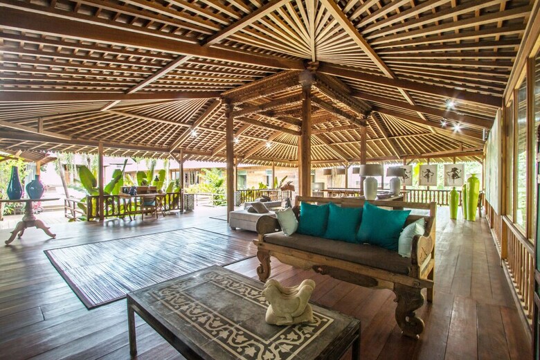 Secret River Villa