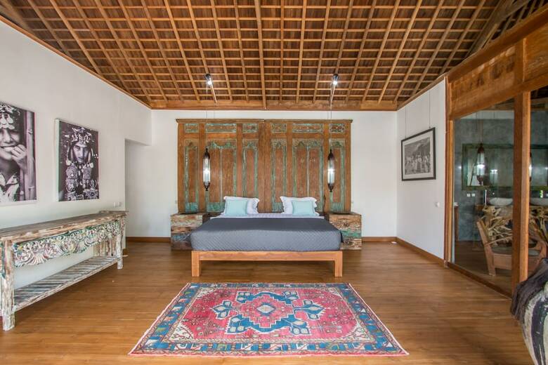 Secret River Villa