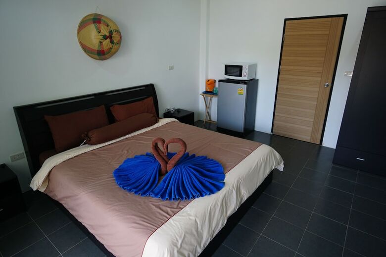 Hotel Lotus Bleu Resort & Restaurant