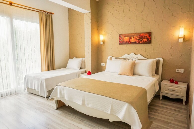 Ala�at? 716 Butik Hotel