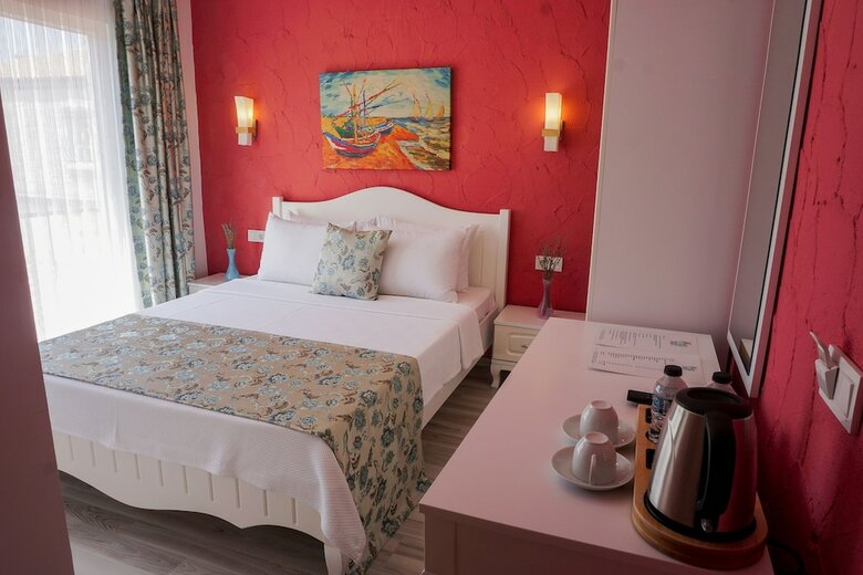 Ala�at? 716 Butik Hotel